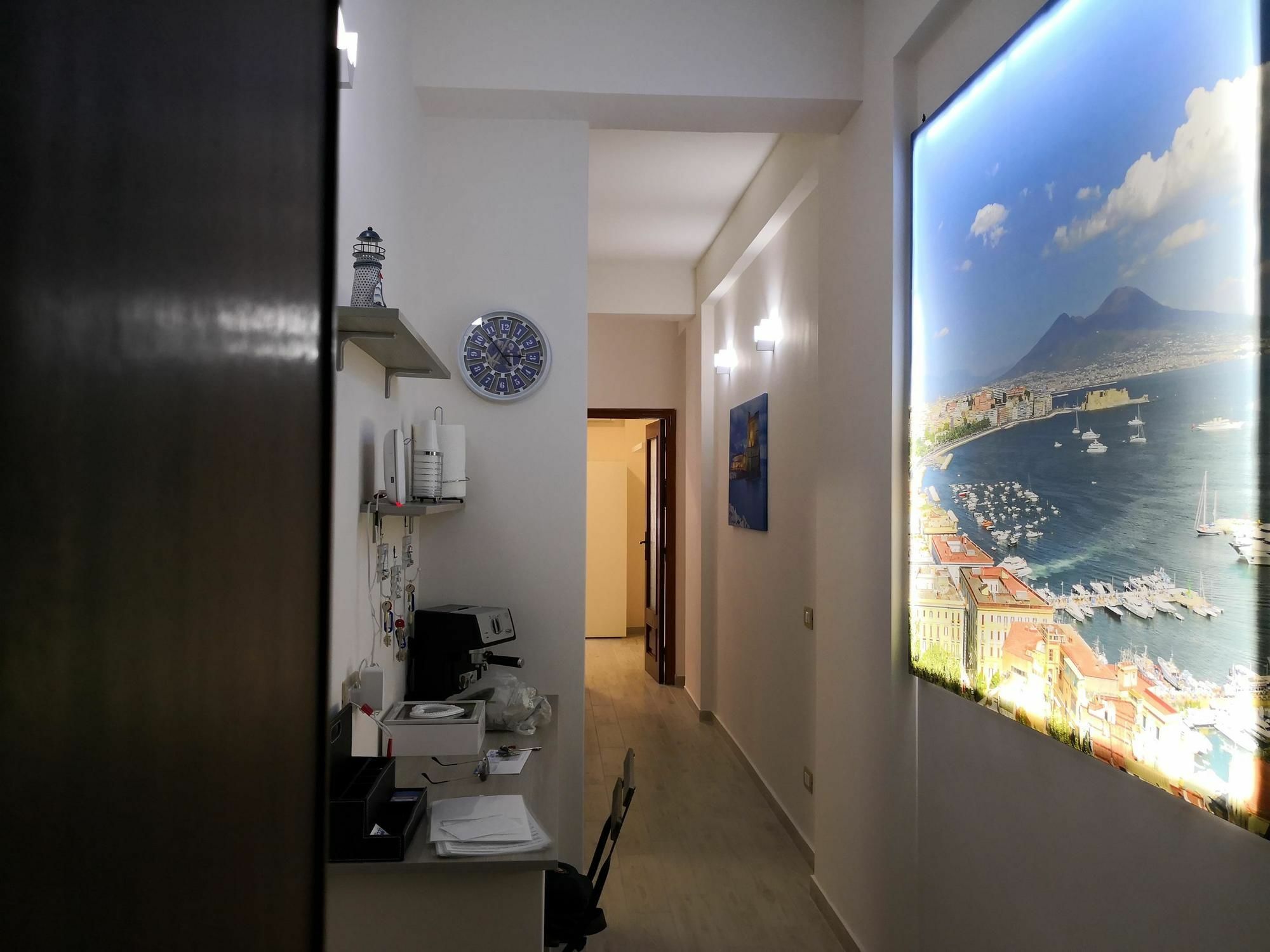 Fenesta Vascia Bed and Breakfast Napels Buitenkant foto
