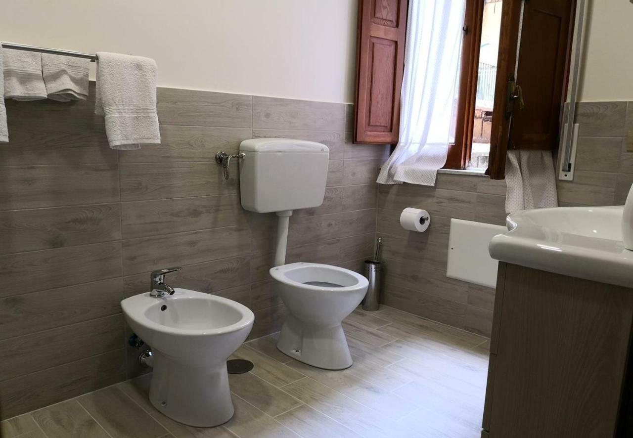 Fenesta Vascia Bed and Breakfast Napels Buitenkant foto