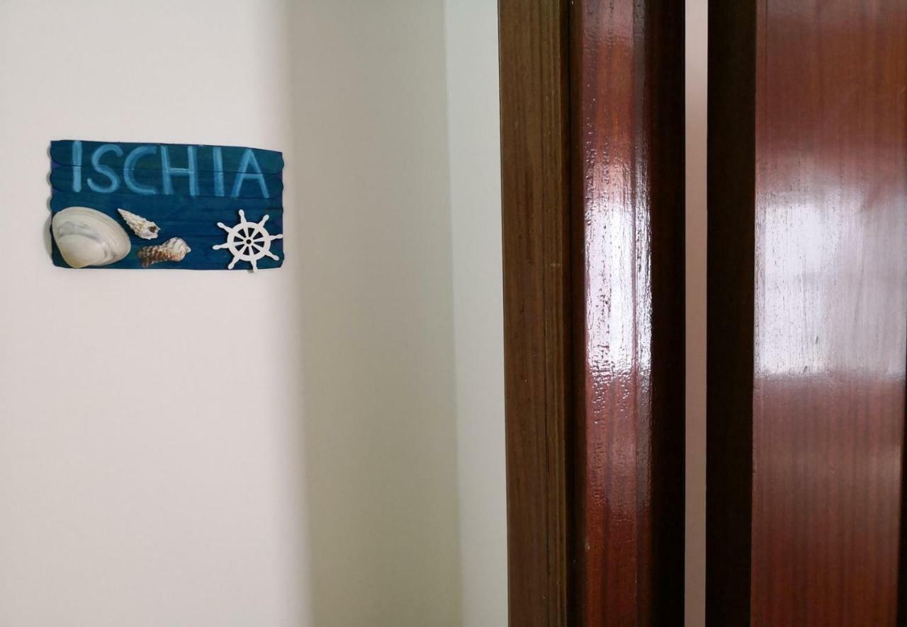 Fenesta Vascia Bed and Breakfast Napels Buitenkant foto