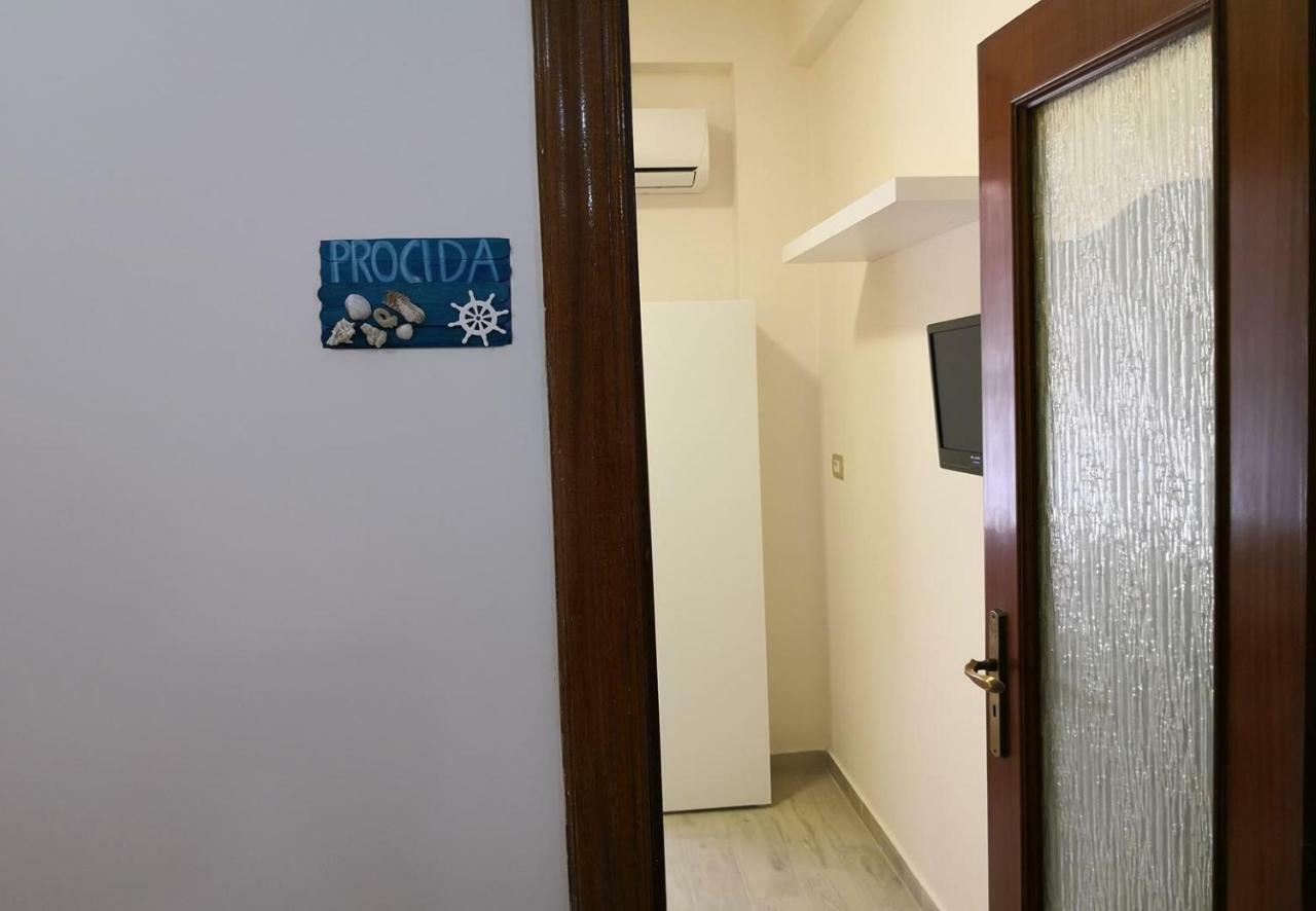 Fenesta Vascia Bed and Breakfast Napels Buitenkant foto
