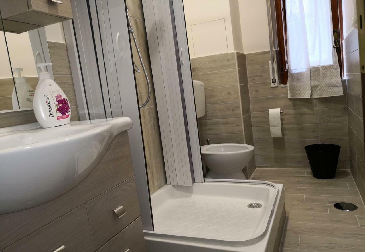 Fenesta Vascia Bed and Breakfast Napels Buitenkant foto