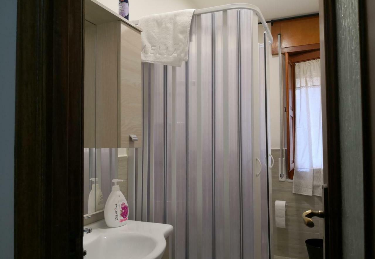 Fenesta Vascia Bed and Breakfast Napels Buitenkant foto